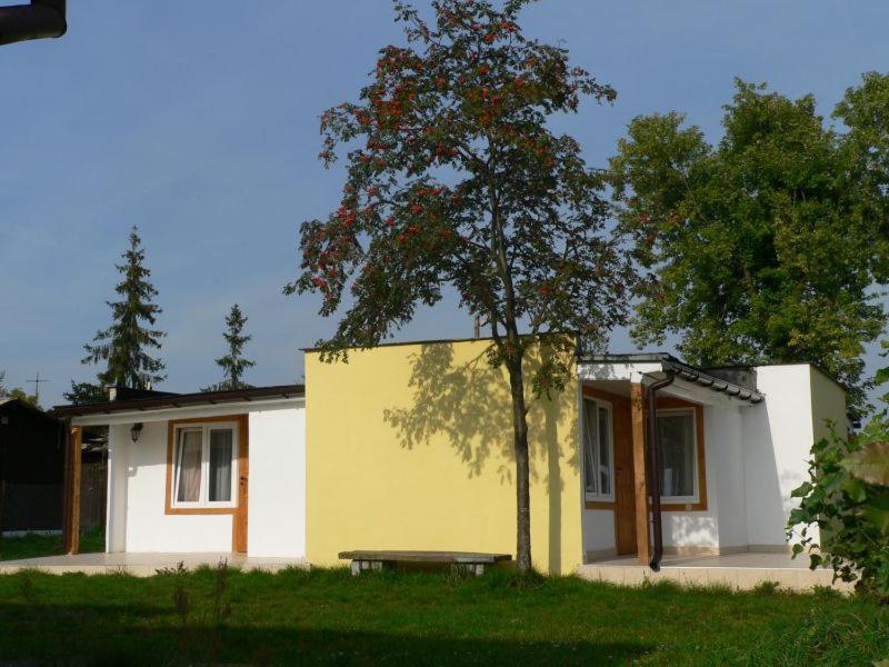Hotel Osrodek Wypoczynkowy Perkoz Okuninka Exterior foto